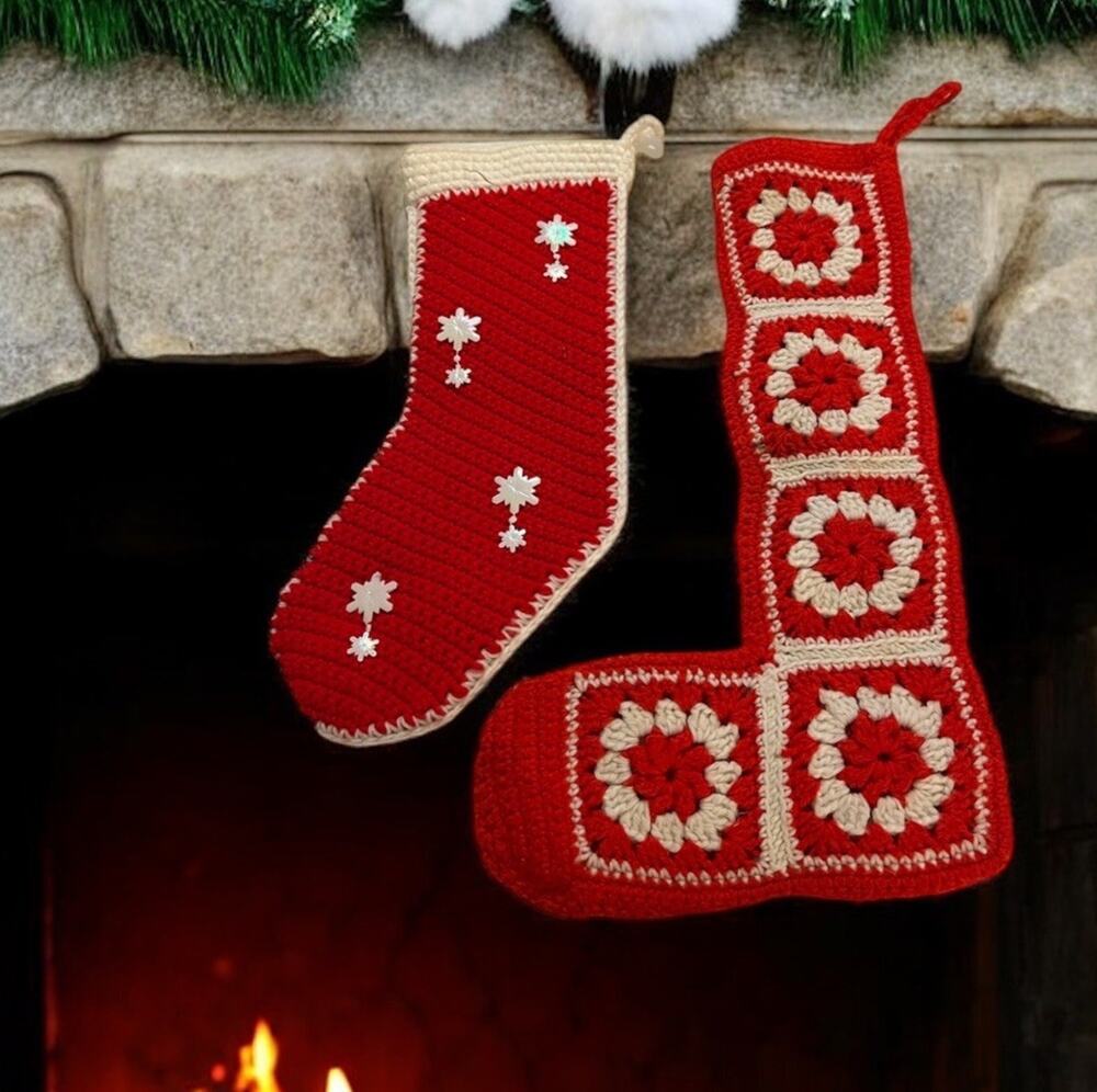 SET OF VINTAGE Handmade Crochet Granny Square Christmas Stockings Red 3037-20